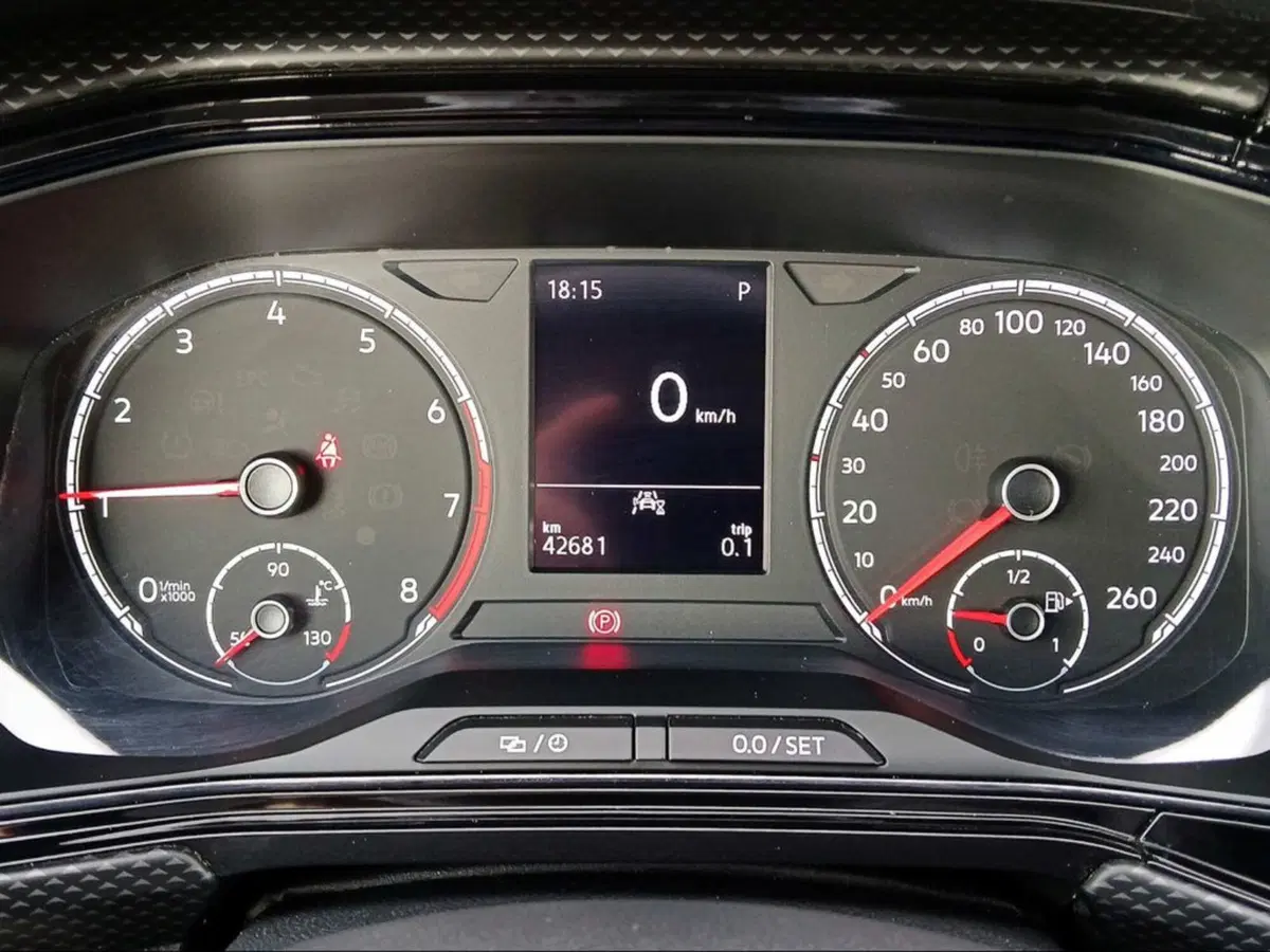 Volkswagen T-Cross usata a Siena (7)