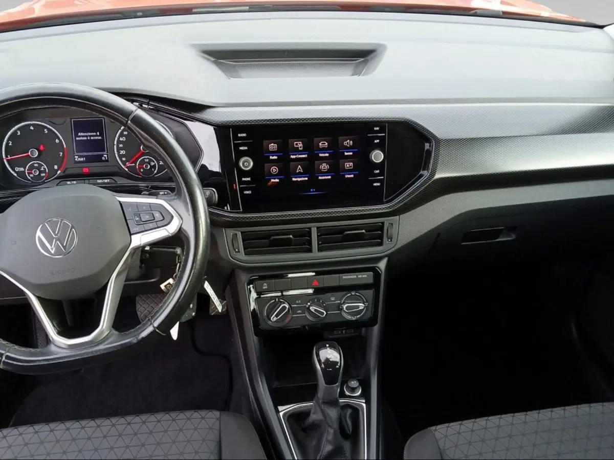 Volkswagen T-Cross usata a Siena (9)