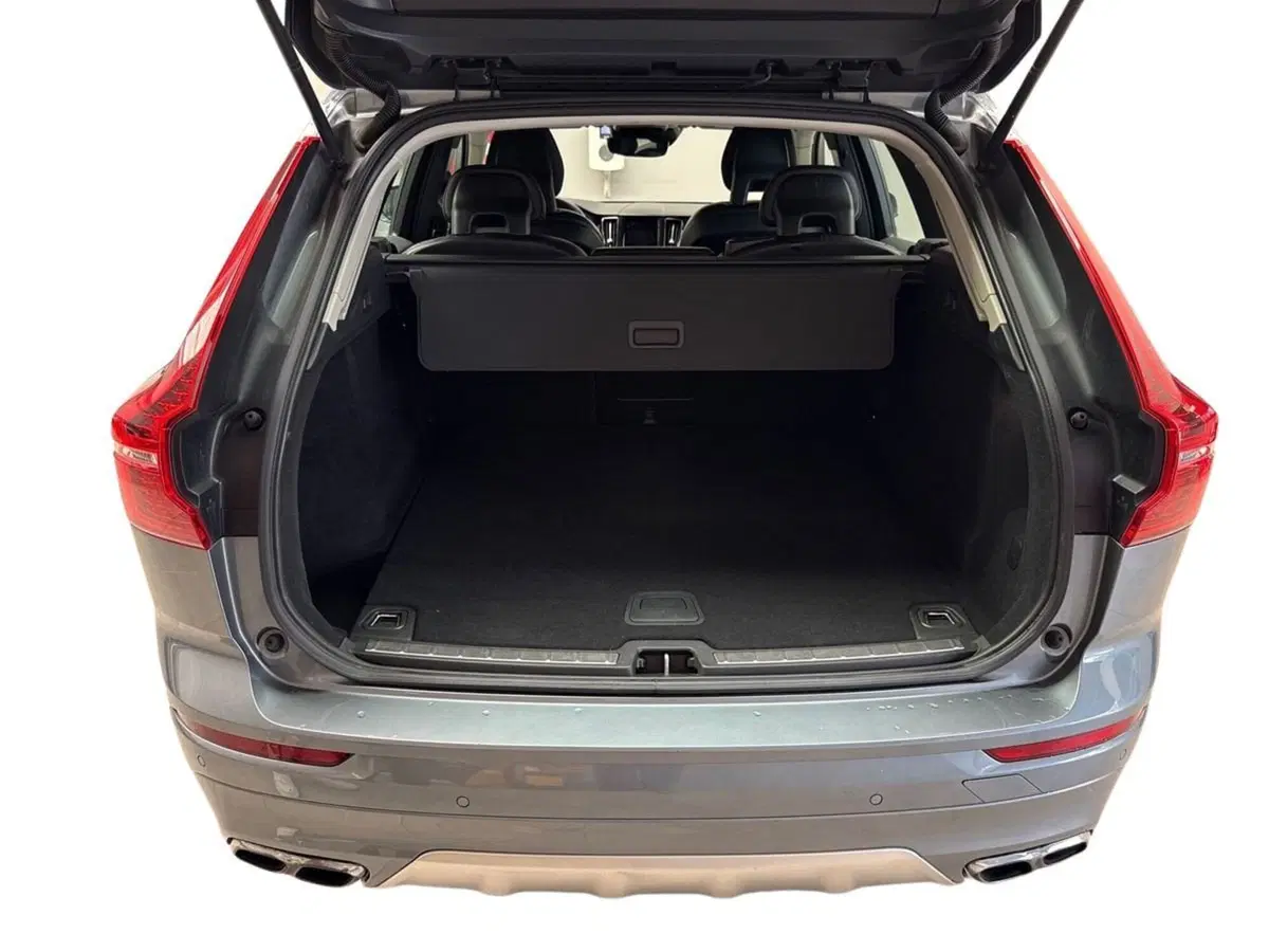 Volvo XC60 usata a Parma (13)