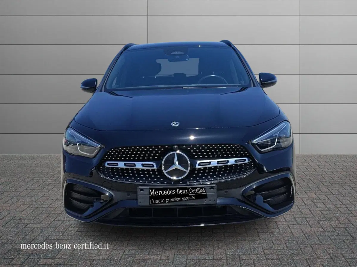 Mercedes-Benz GLA SUV usata a Matera (3)