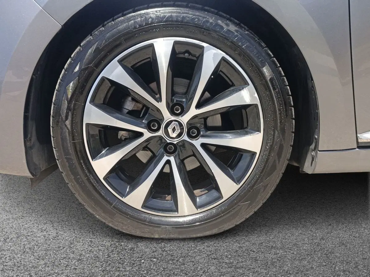 Renault Clio usata a Bari (6)