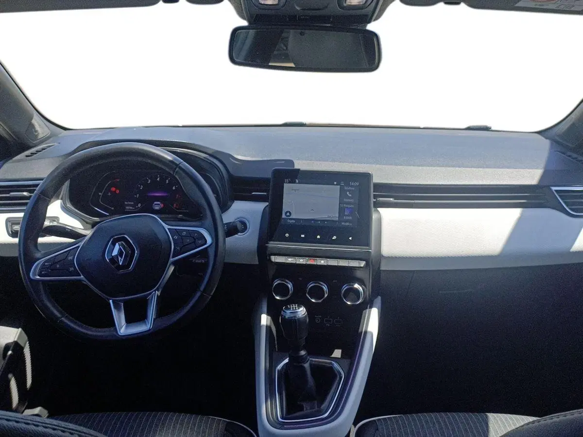 Renault Clio usata a Bari (8)