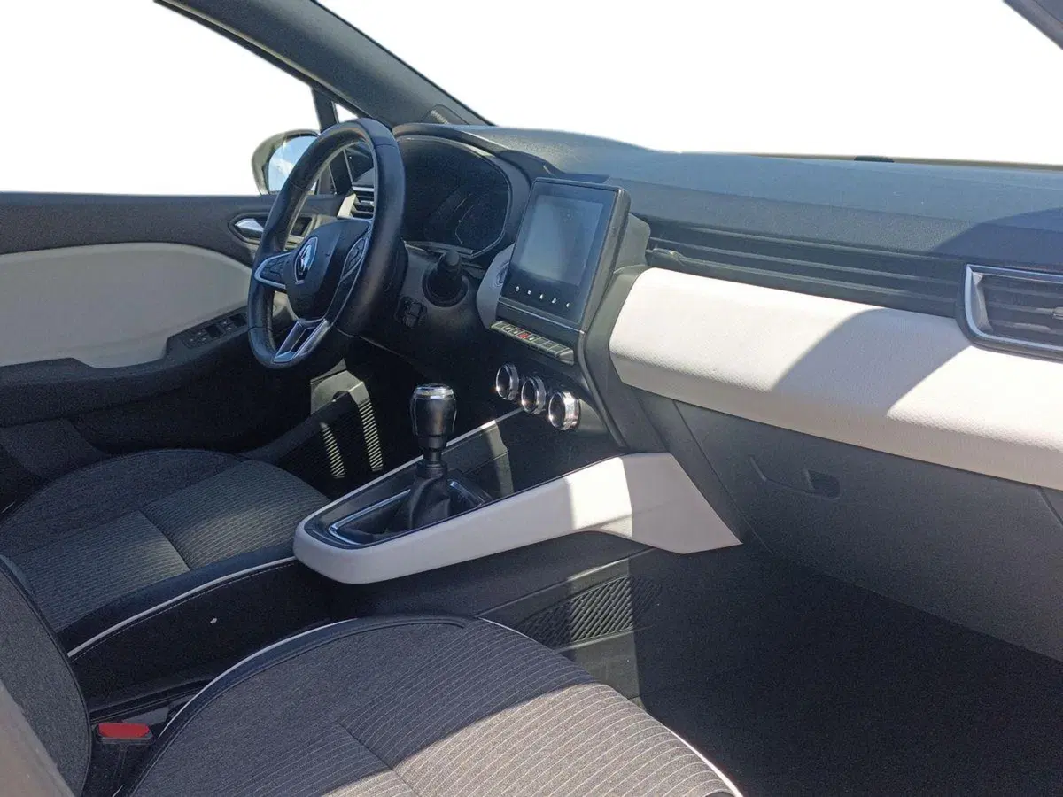 Renault Clio usata a Bari (9)
