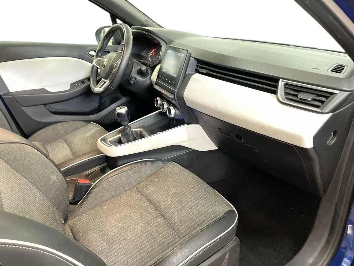 Renault Clio usata a Bari (9)