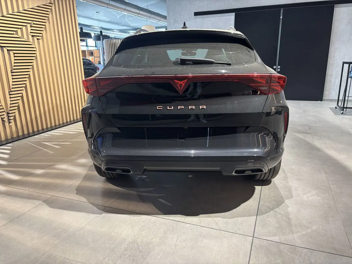 Cupra Formentor nuova a Ferrara (5)