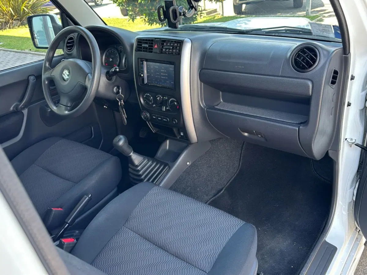 Suzuki Jimny usata a Ferrara (11)
