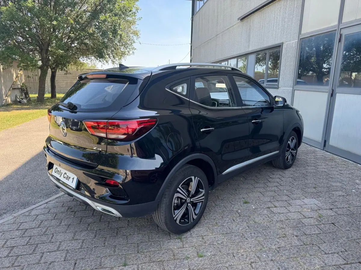 Mg ZS usata a Ferrara (2)