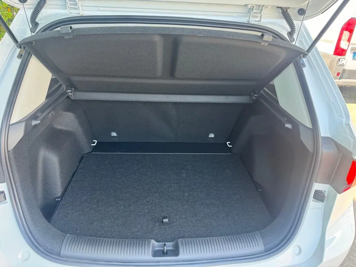 Mg ZS nuova a Ferrara (20)