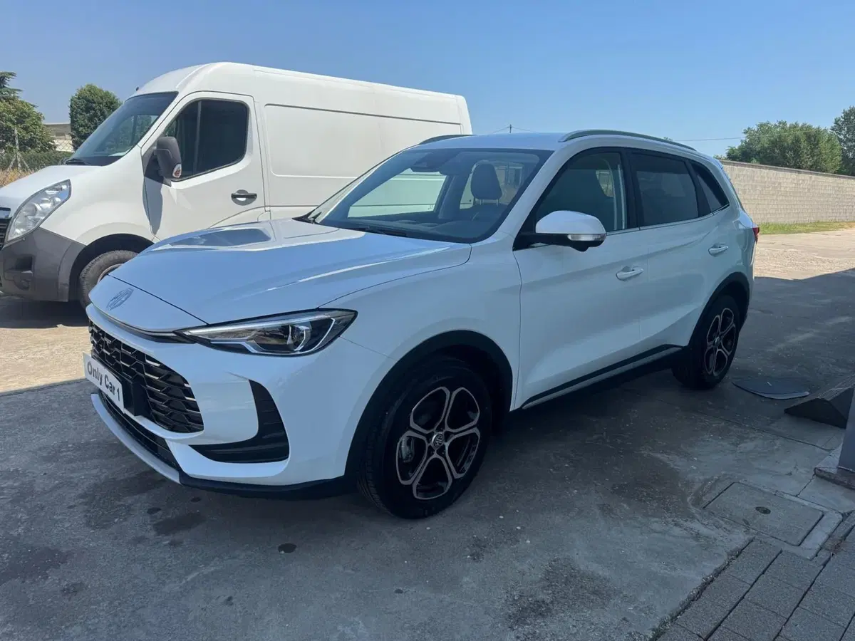 Mg ZS nuova a Ferrara (3)