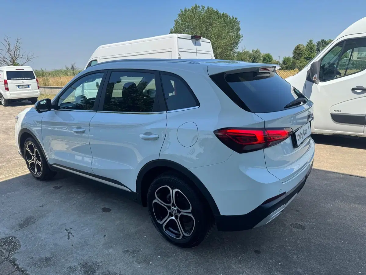 Mg ZS nuova a Ferrara (5)