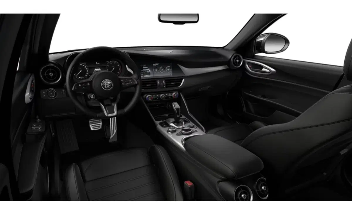 Alfa Romeo Giulia nuova a Pisa (5)