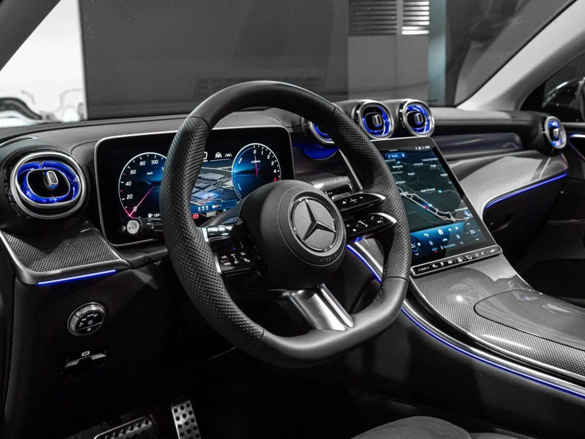Mercedes-Benz GLC nuova a Rimini (11)
