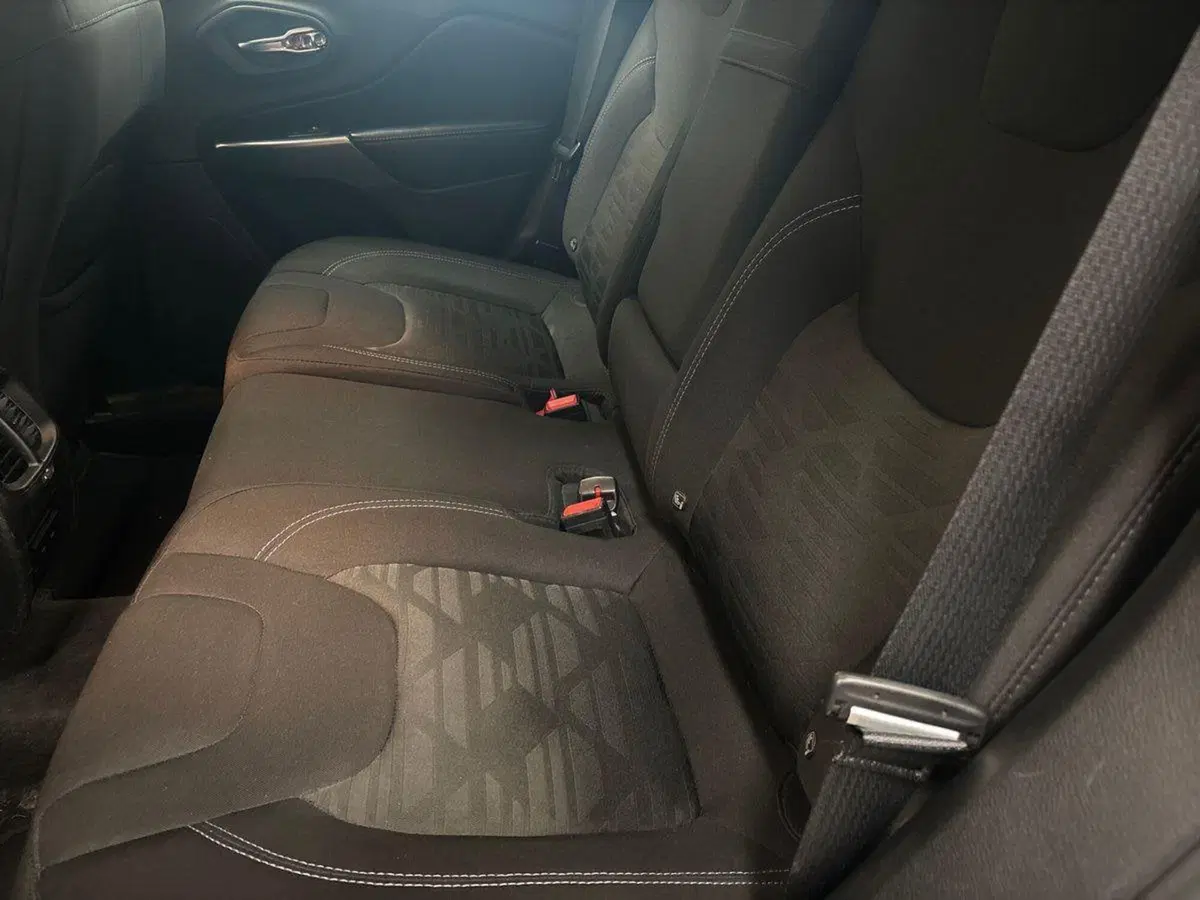 Jeep Cherokee usata a Torino (10)