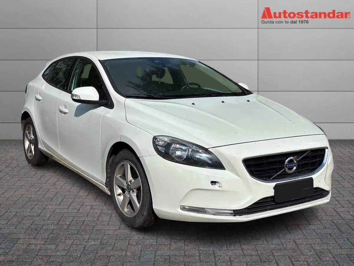 Volvo V40 usata a Torino (2)