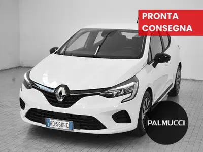 Renault Clio TCe 90 CV 5 porte Equilibre del 2023 usata a Prato