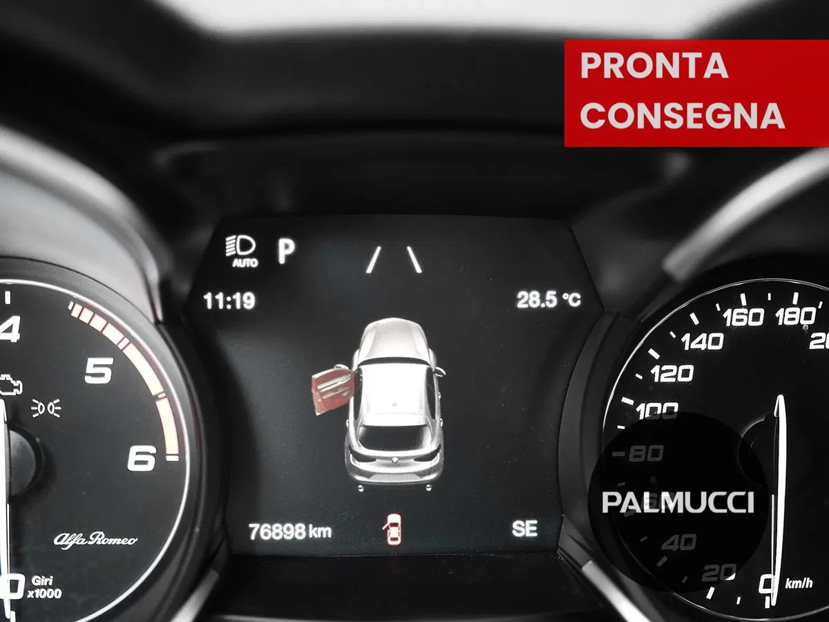 Alfa Romeo Stelvio usata a Prato (15)