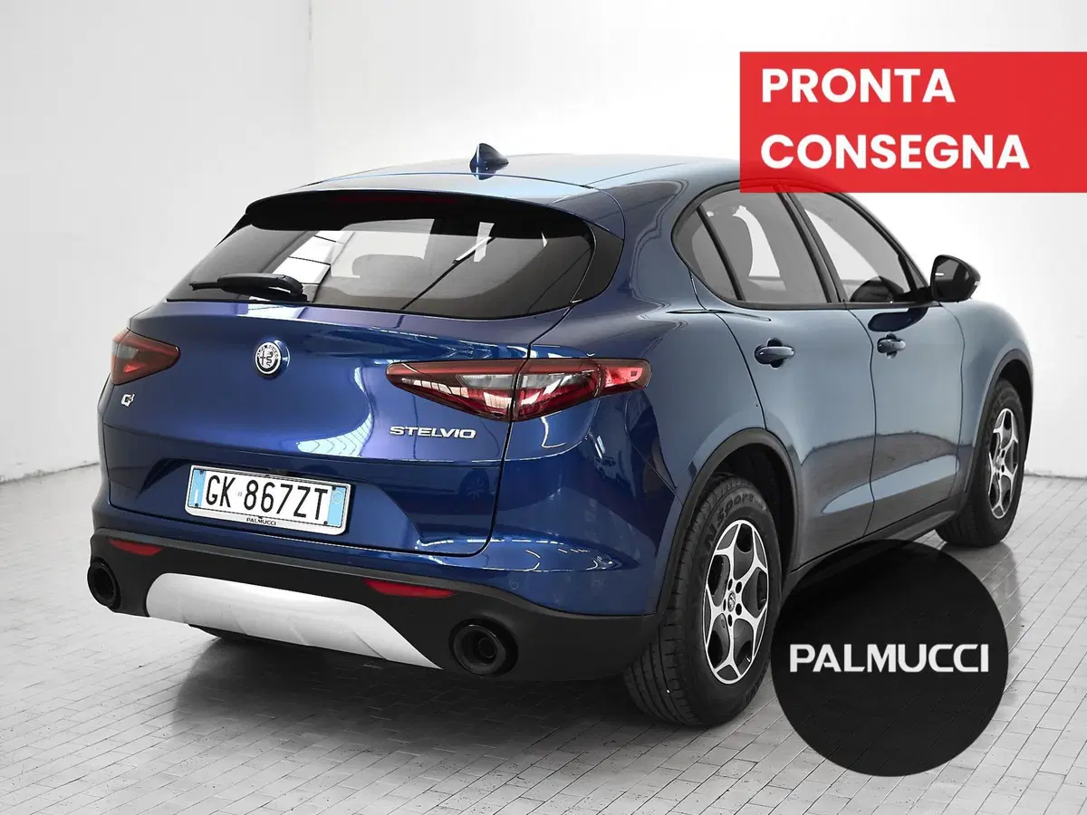 Alfa Romeo Stelvio usata a Prato (3)
