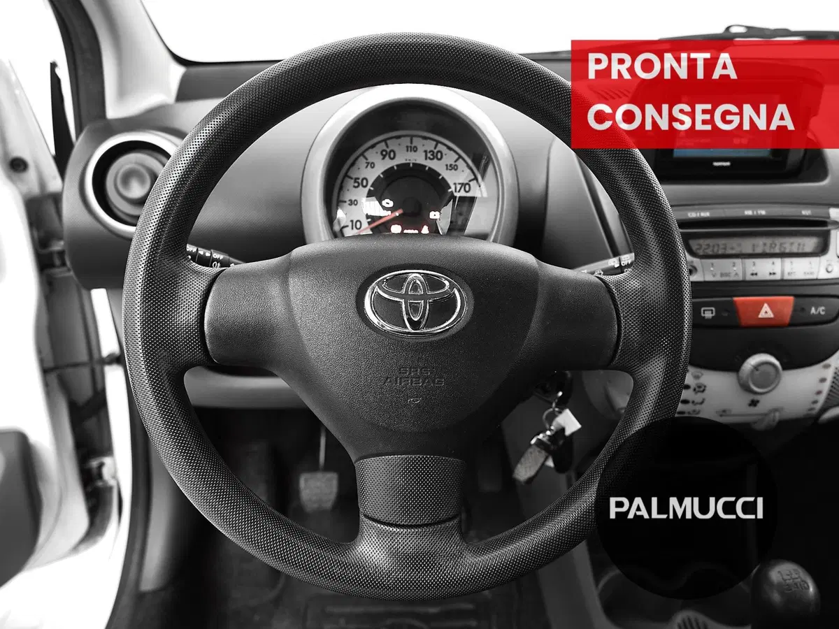 Toyota Aygo usata a Prato (17)