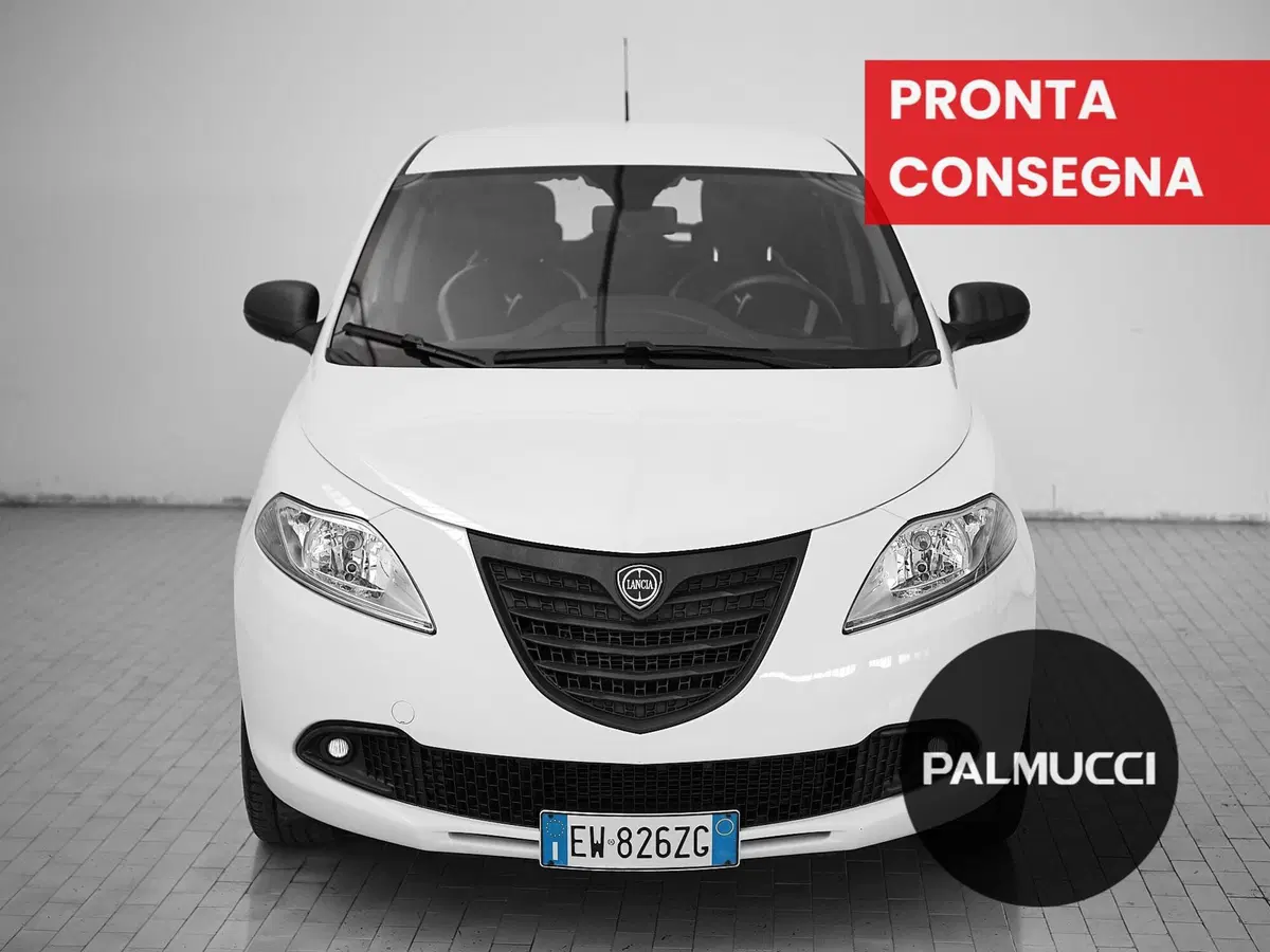 Lancia Ypsilon usata a Prato (3)
