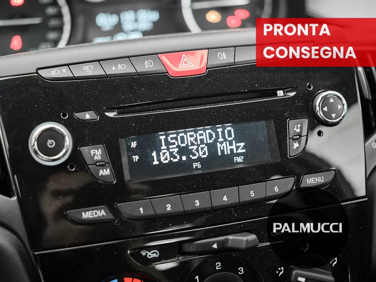 Lancia Ypsilon usata a Prato (9)