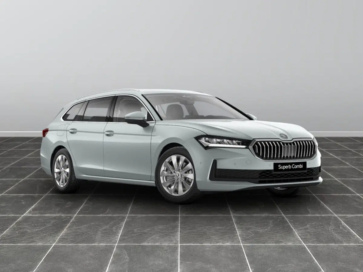 Skoda Superb nuova a Reggio Emilia