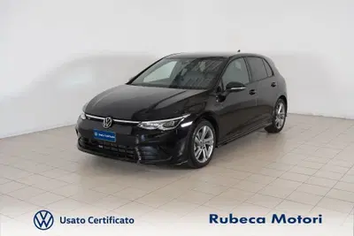 Volkswagen Golf 1.5 eTSI 130 CV EVO ACT DSG R-Line del 2023 usata a Citta' della Pieve