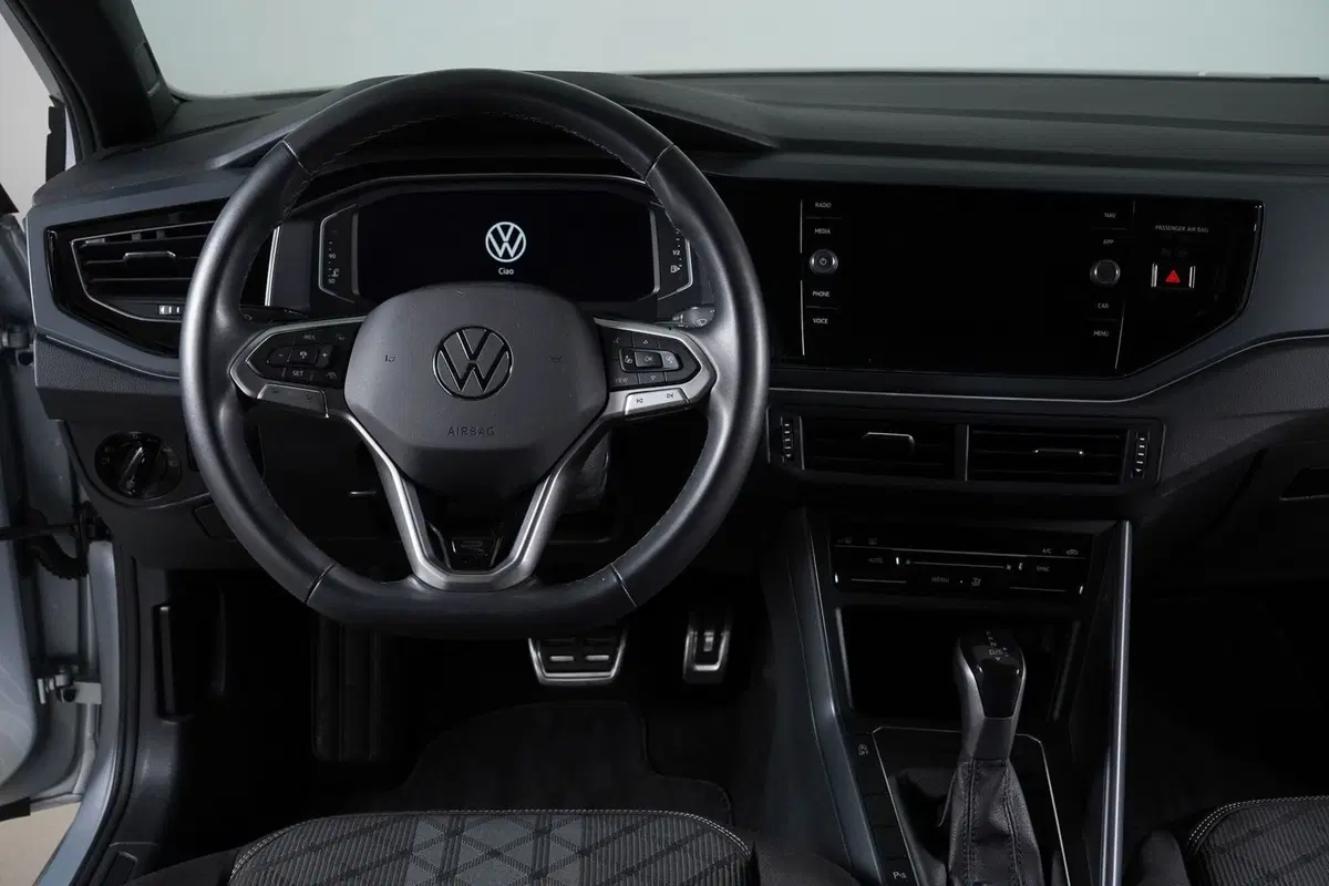Volkswagen Taigo usata a Perugia (16)
