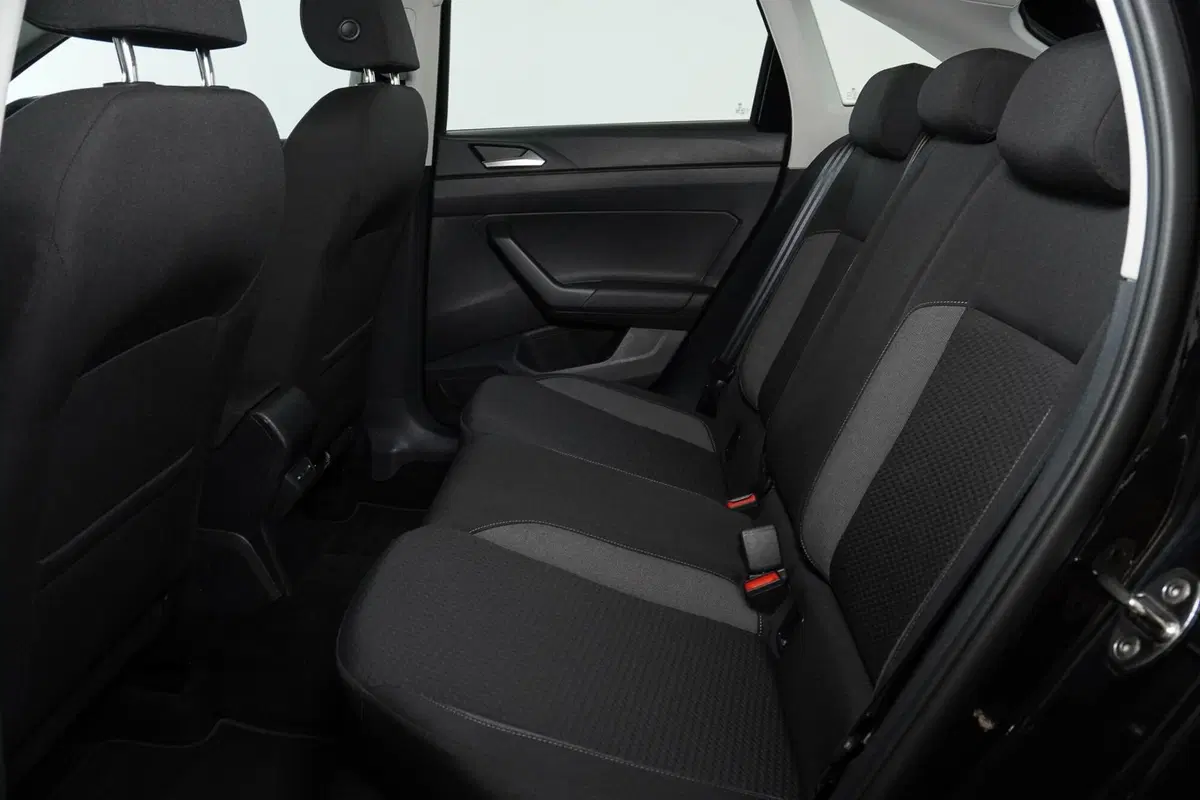 Volkswagen Taigo usata a Perugia (9)