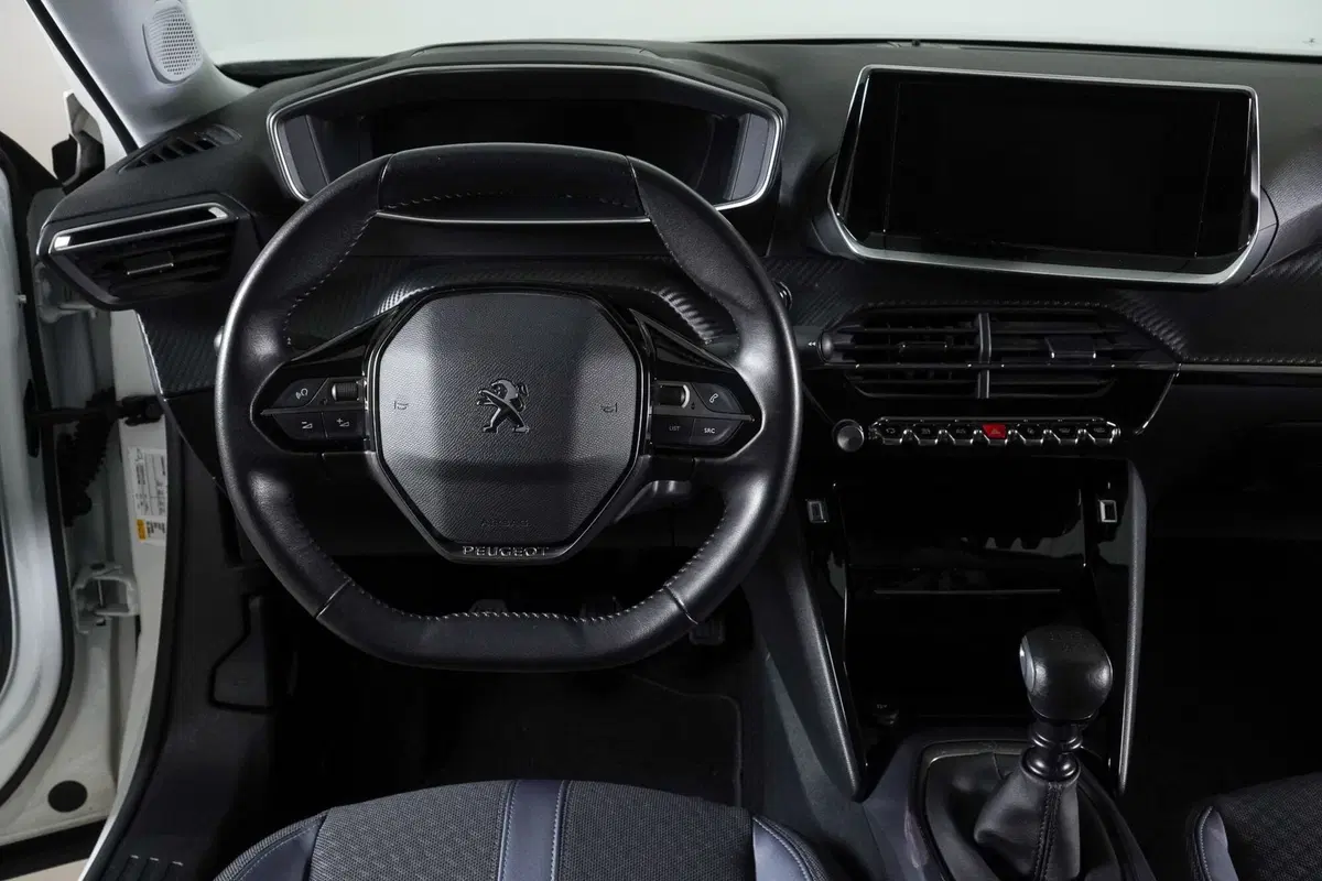 Peugeot 2008 usata a Perugia (16)