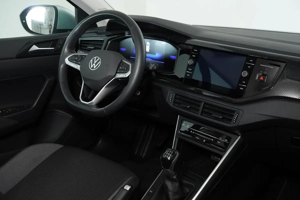 Volkswagen Taigo usata a Perugia (12)