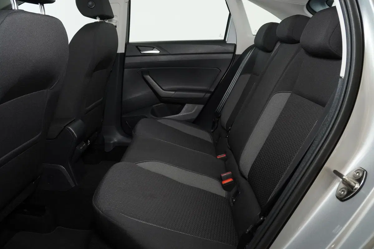 Volkswagen Taigo usata a Perugia (8)