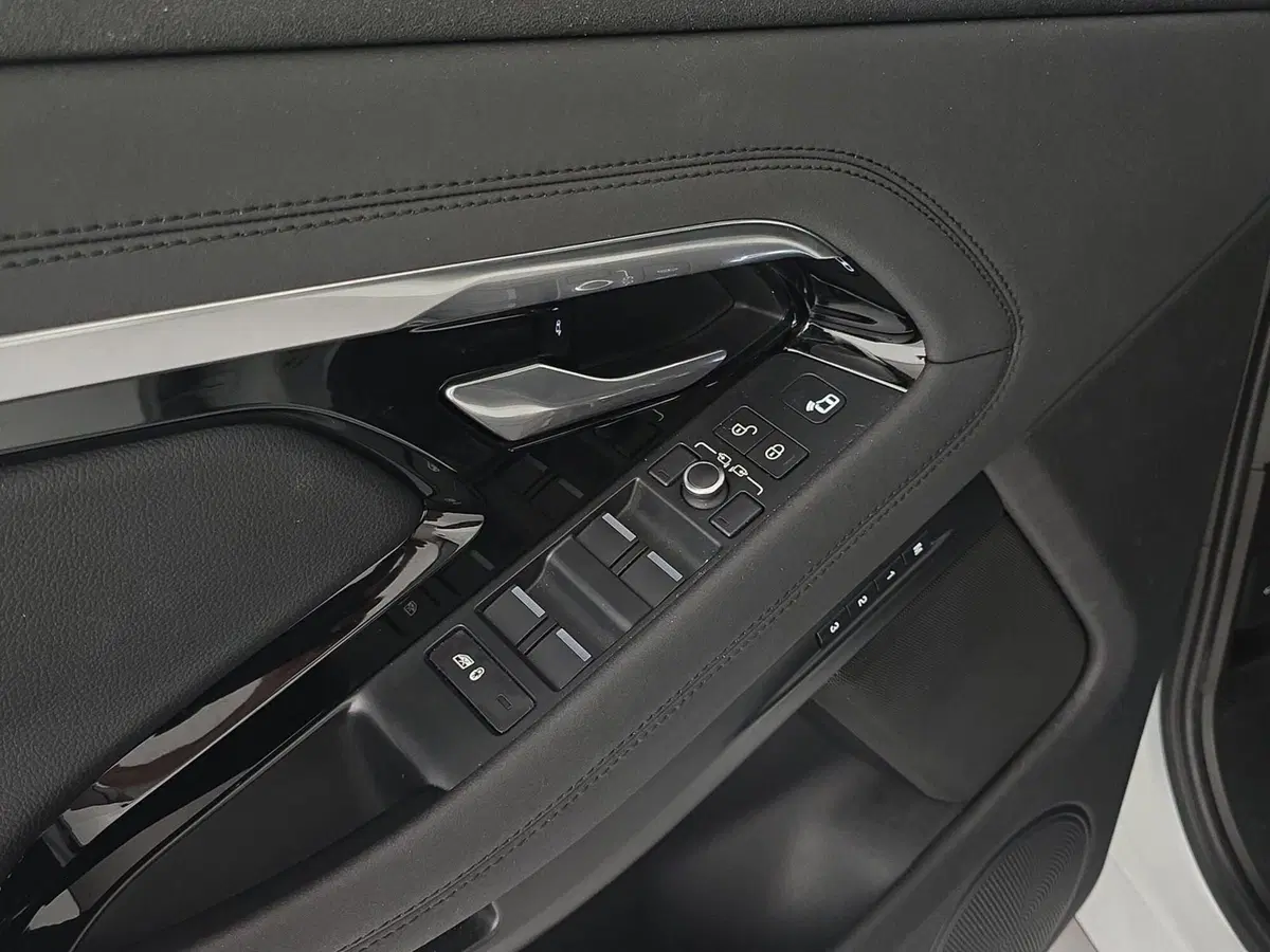 Land Rover Range Rover Evoque usata a Asti (17)