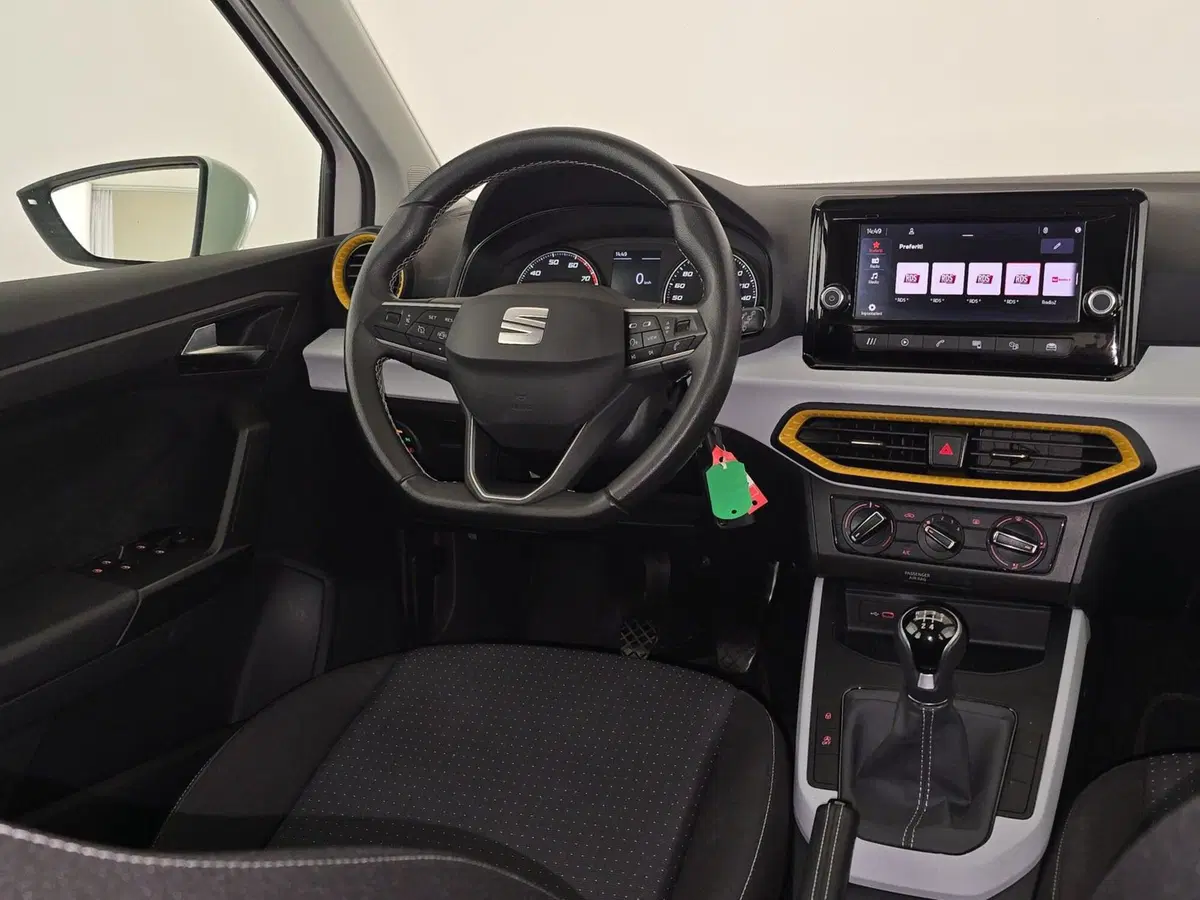 SEAT Arona usata a Asti (9)