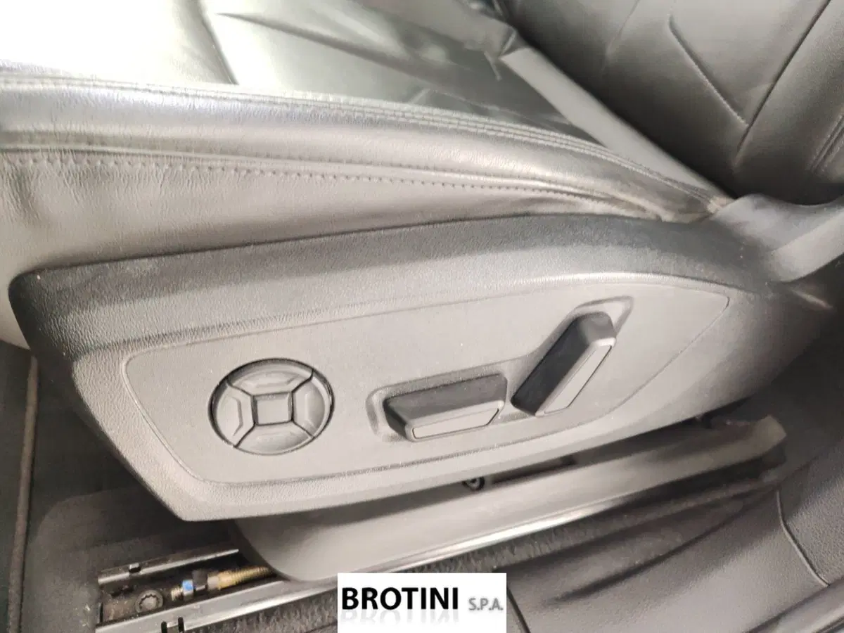 Audi Q3 Sportback usata a La Spezia (10)