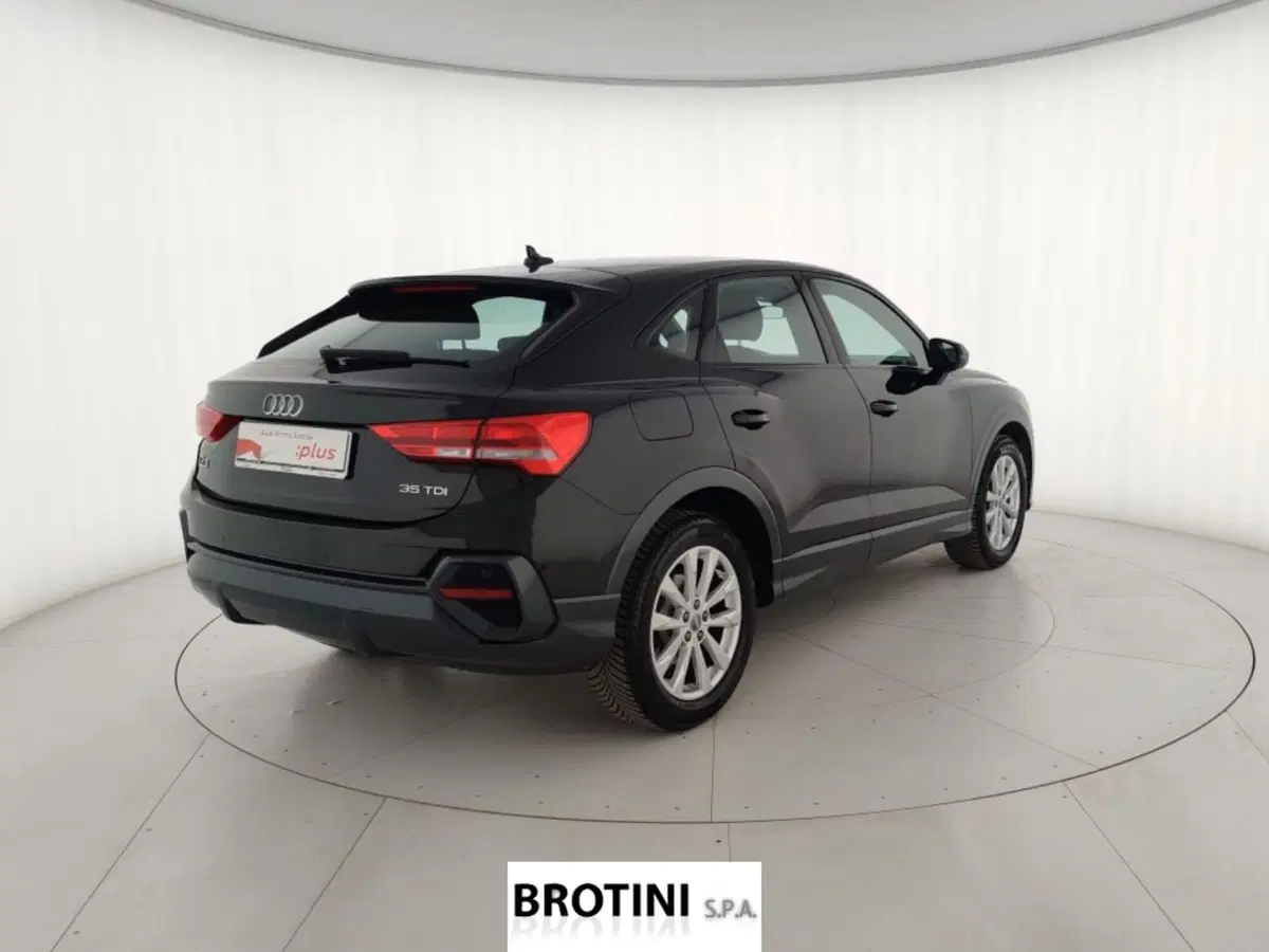 Audi Q3 Sportback usata a La Spezia (3)