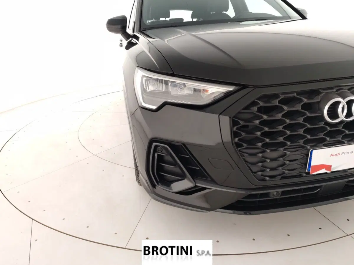Audi Q3 Sportback usata a La Spezia (5)