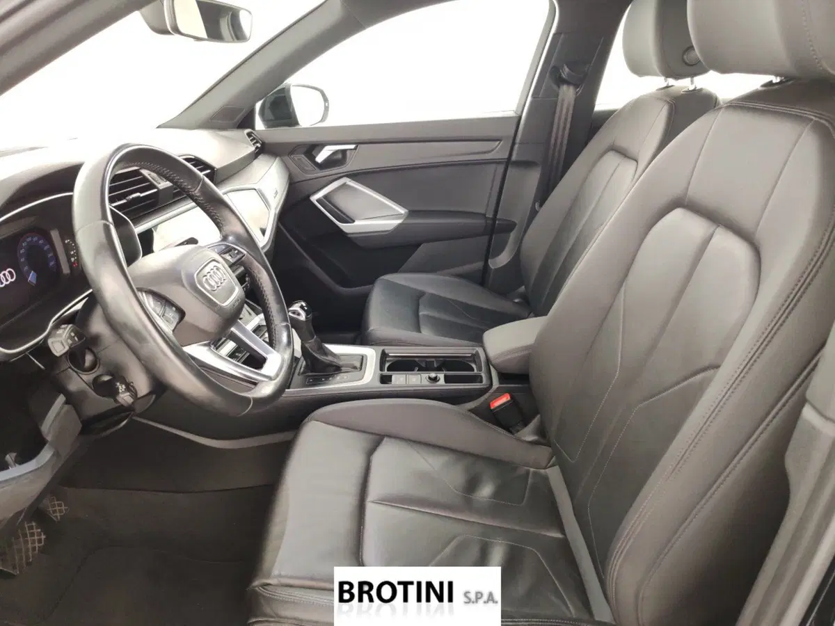 Audi Q3 Sportback usata a La Spezia (7)