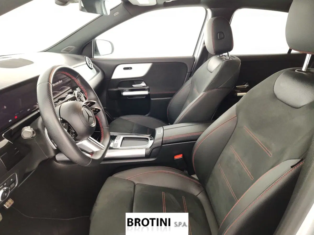 Mercedes-Benz GLA SUV usata a Massa-Carrara (7)