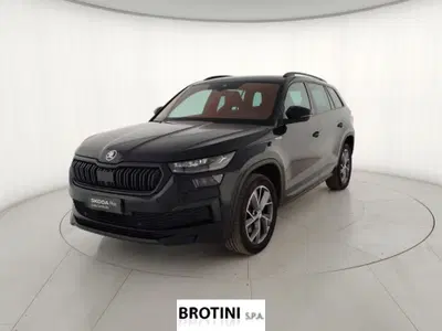 Skoda Kodiaq 2.0 TDI SCR DSG SportLine del 2022 usata a Massa