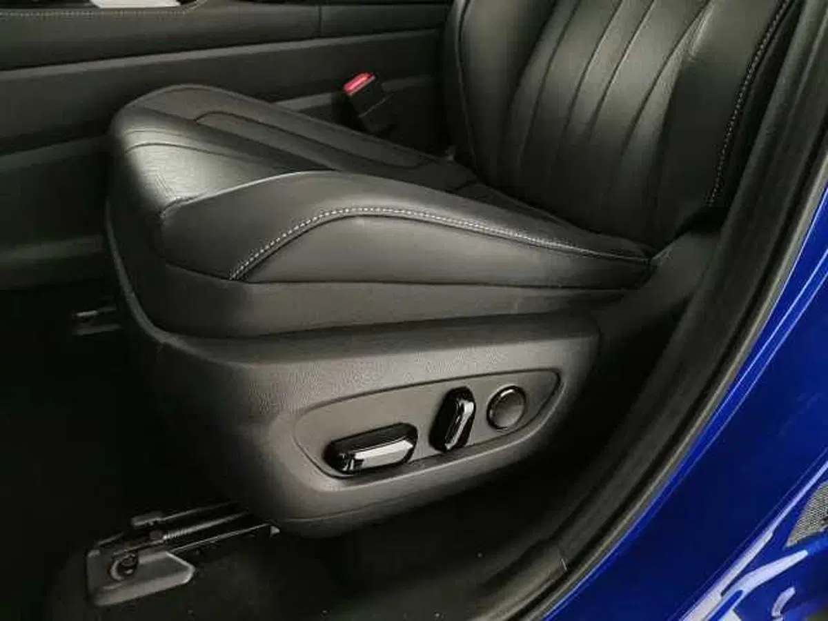 Lexus NX usata a Chieti (15)