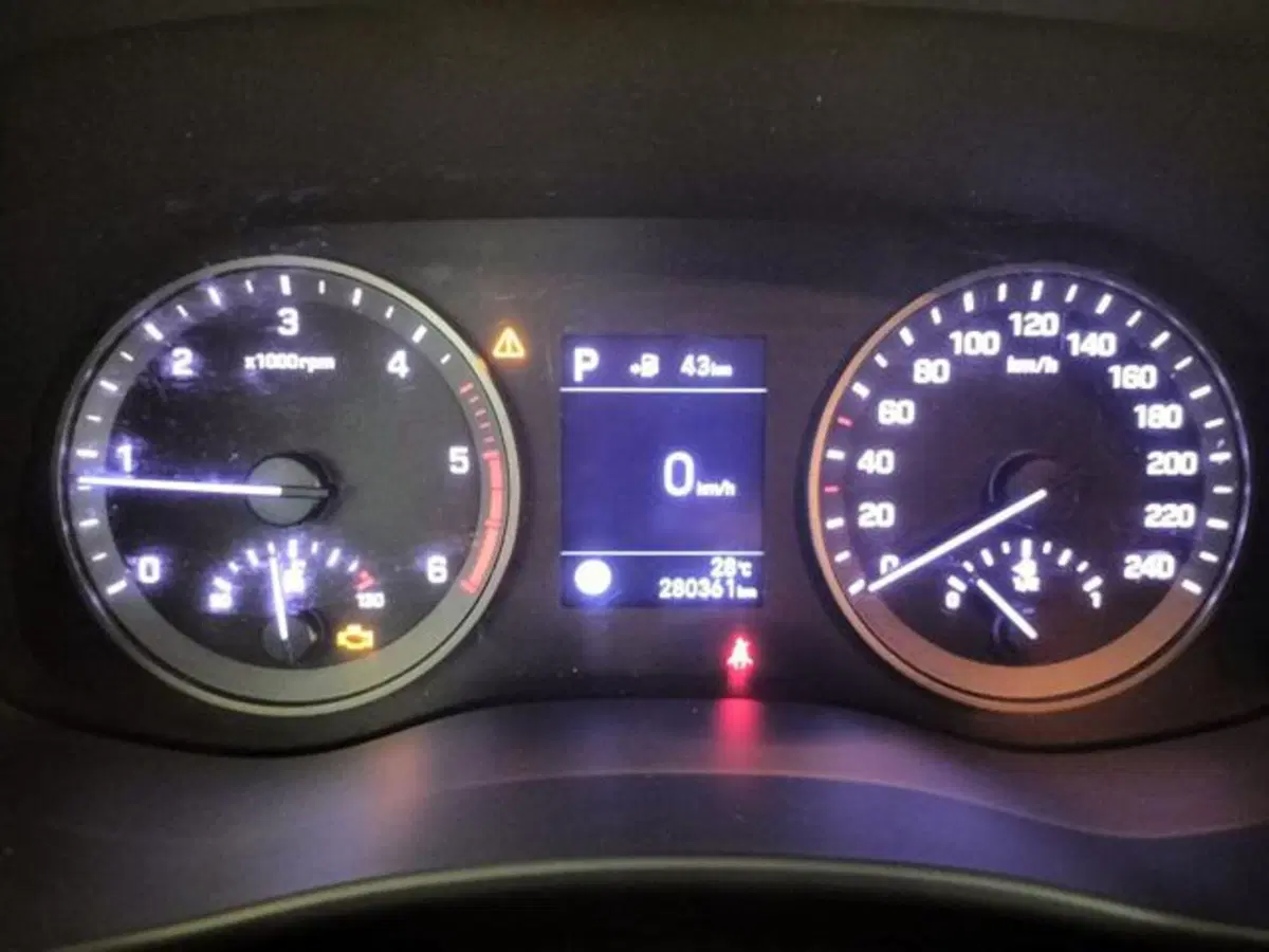 Hyundai Tucson usata a Messina (16)