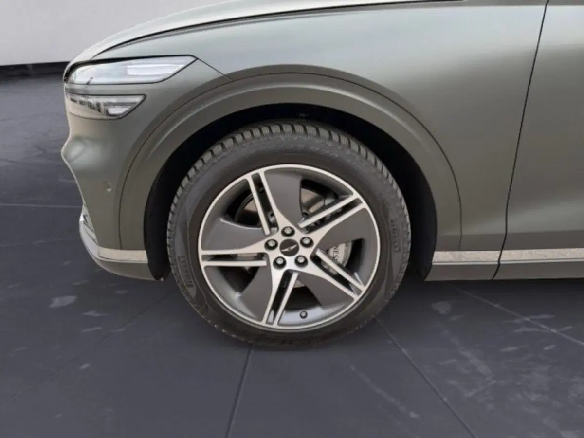 Genesis GV70 nuova a Padova (16)