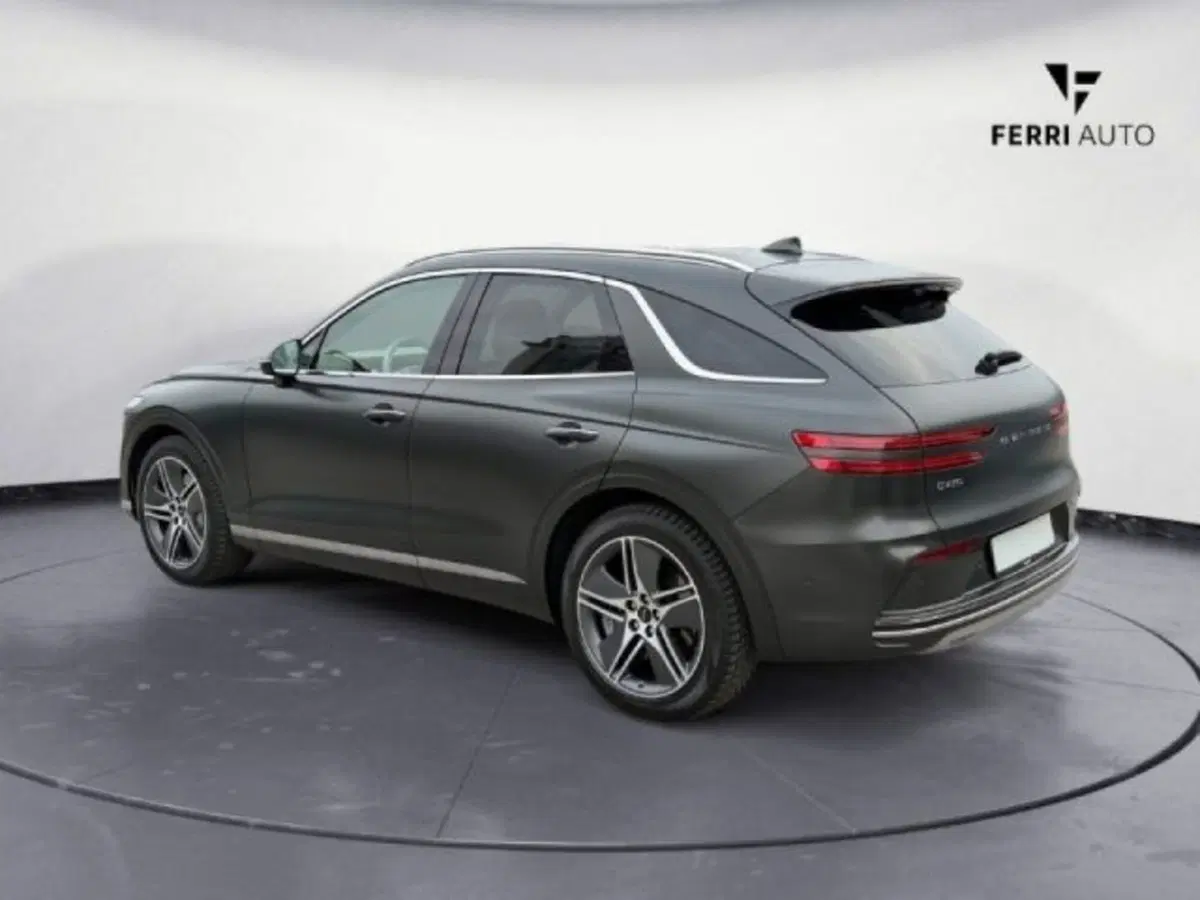 Genesis GV70 nuova a Padova (9)