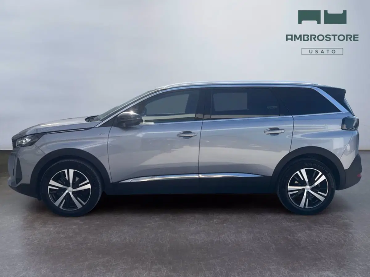 Peugeot 5008 usata a Milano (2)