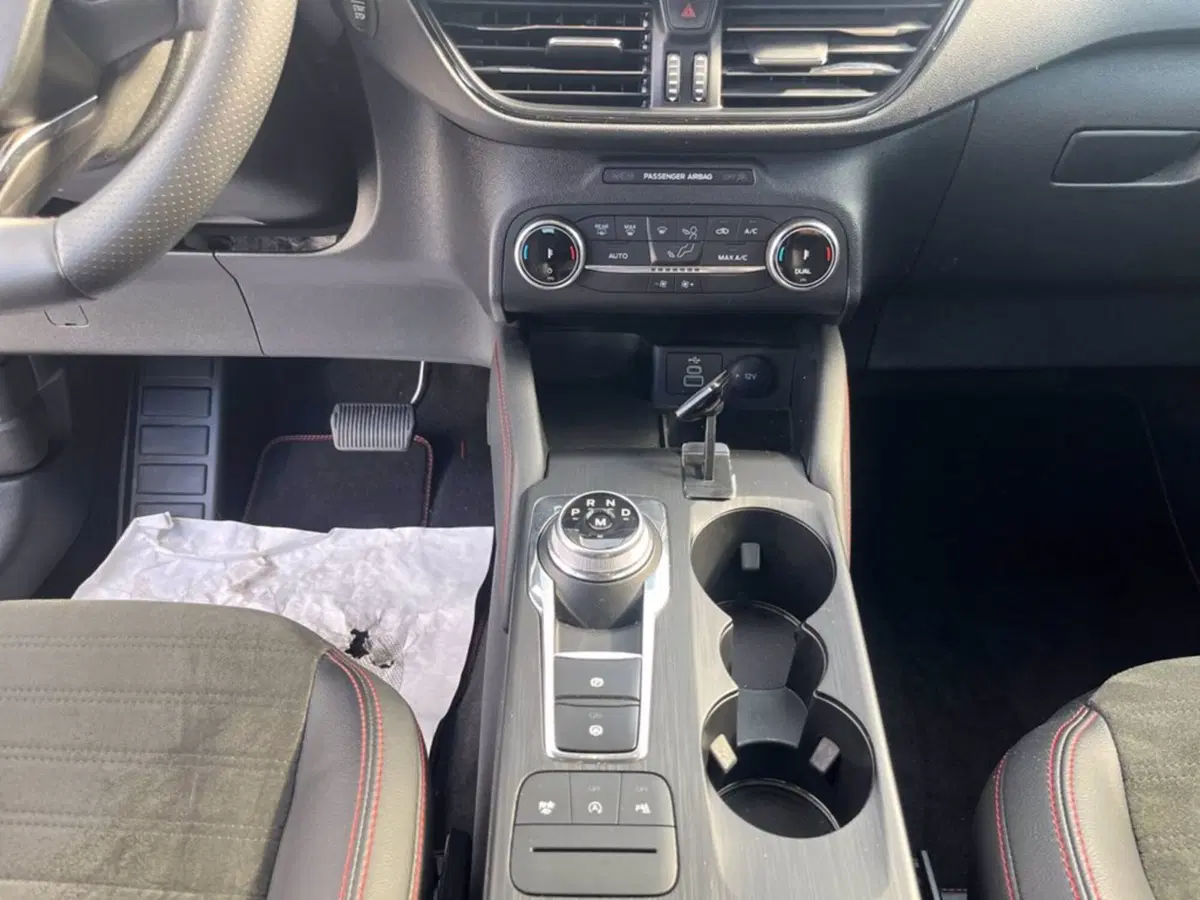 Ford Kuga usata a Milano (17)
