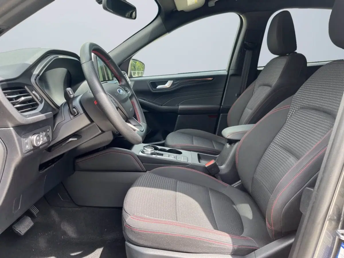 Ford Kuga usata a Milano (11)