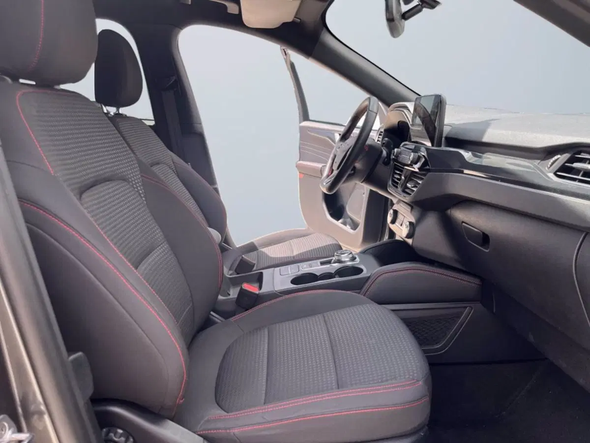 Ford Kuga usata a Milano (16)