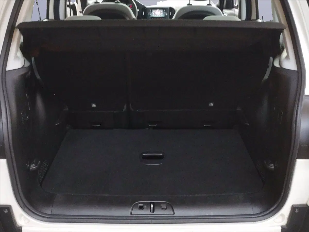 Fiat 500L usata a Milano (12)
