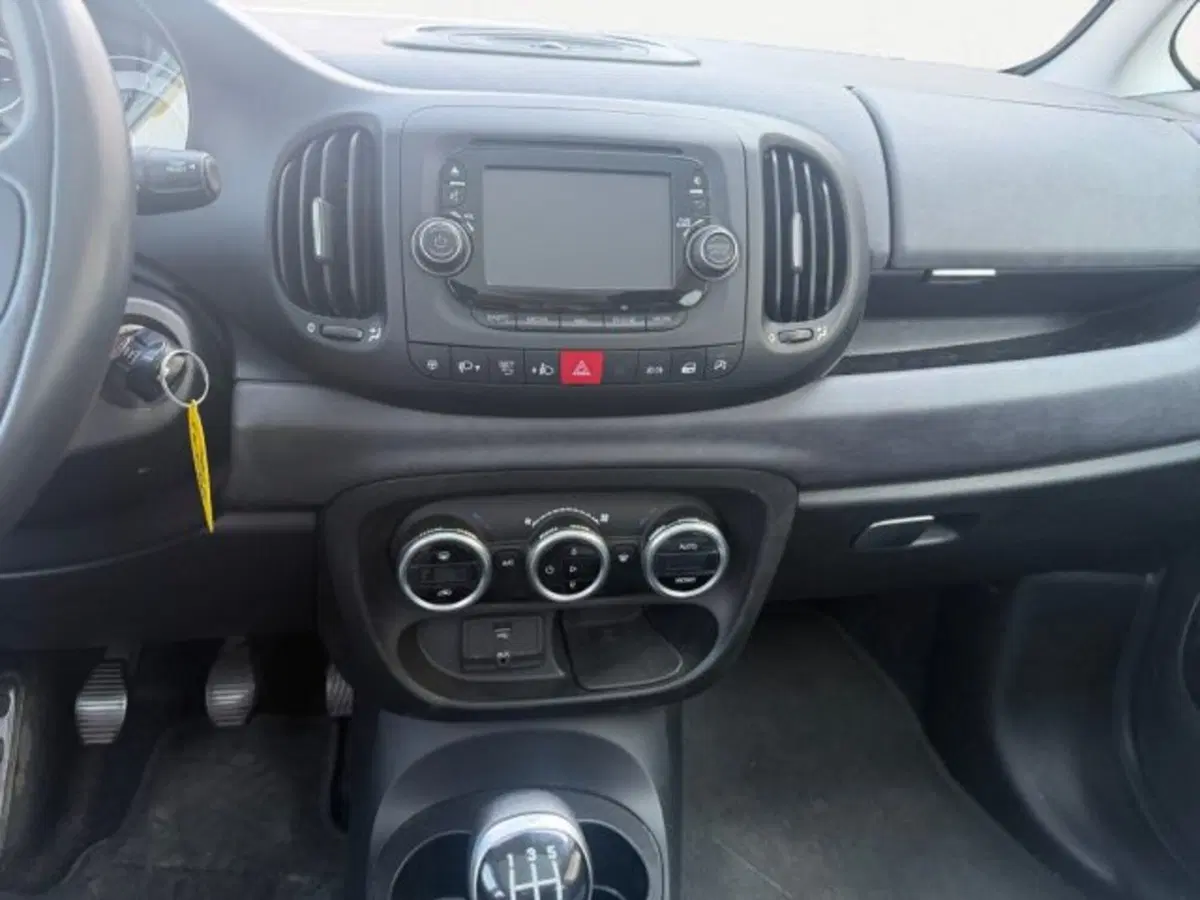 Fiat 500L usata a Treviso (14)