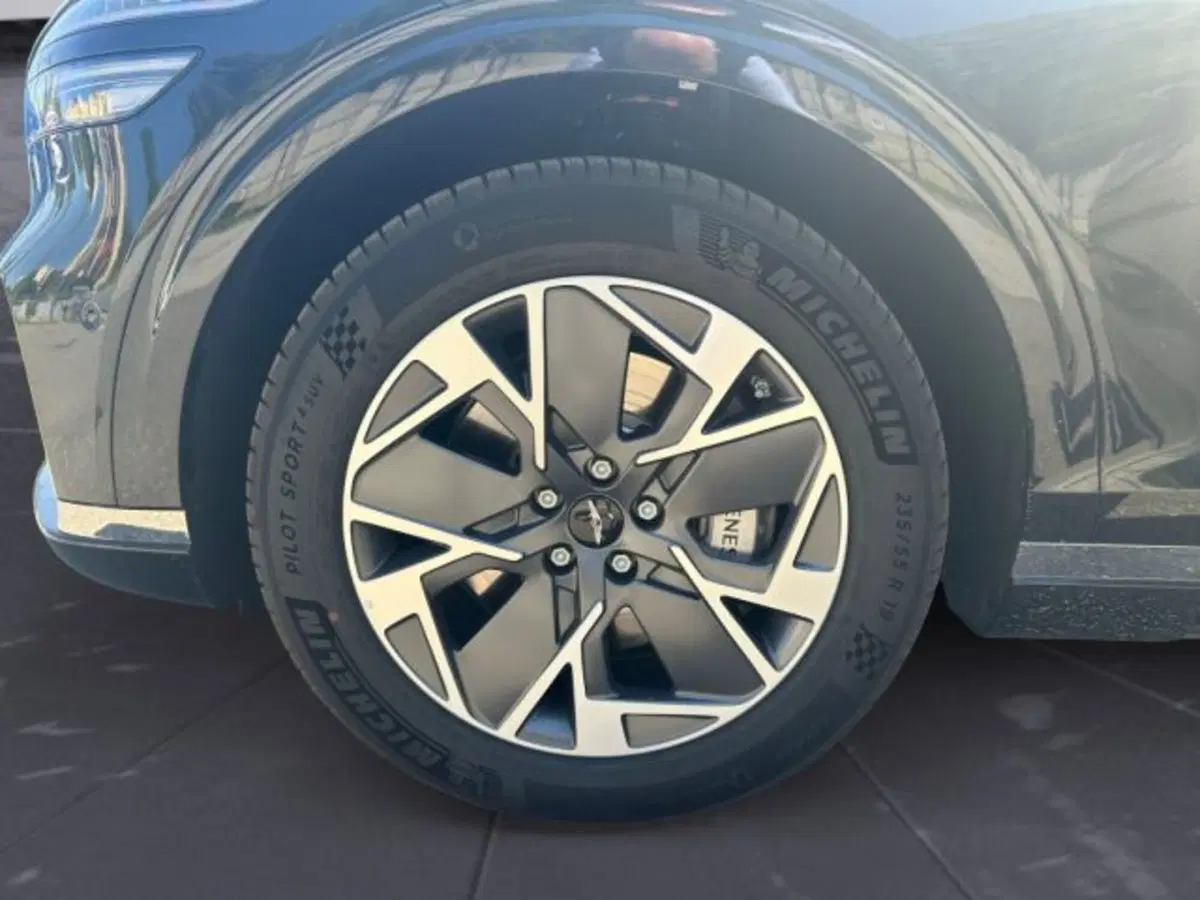 Genesis GV70 nuova a Treviso (13)